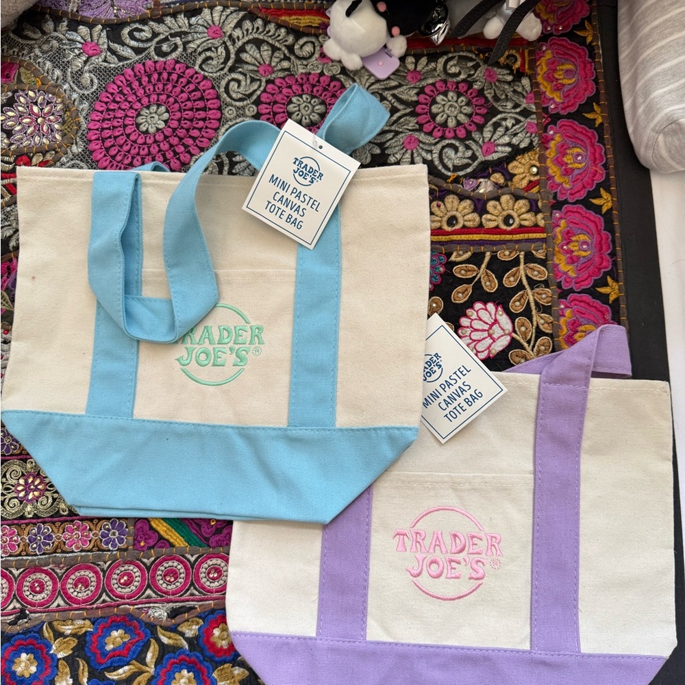 Trader Joe’s Pastel Blue and Purple Mini Tote Bag Set